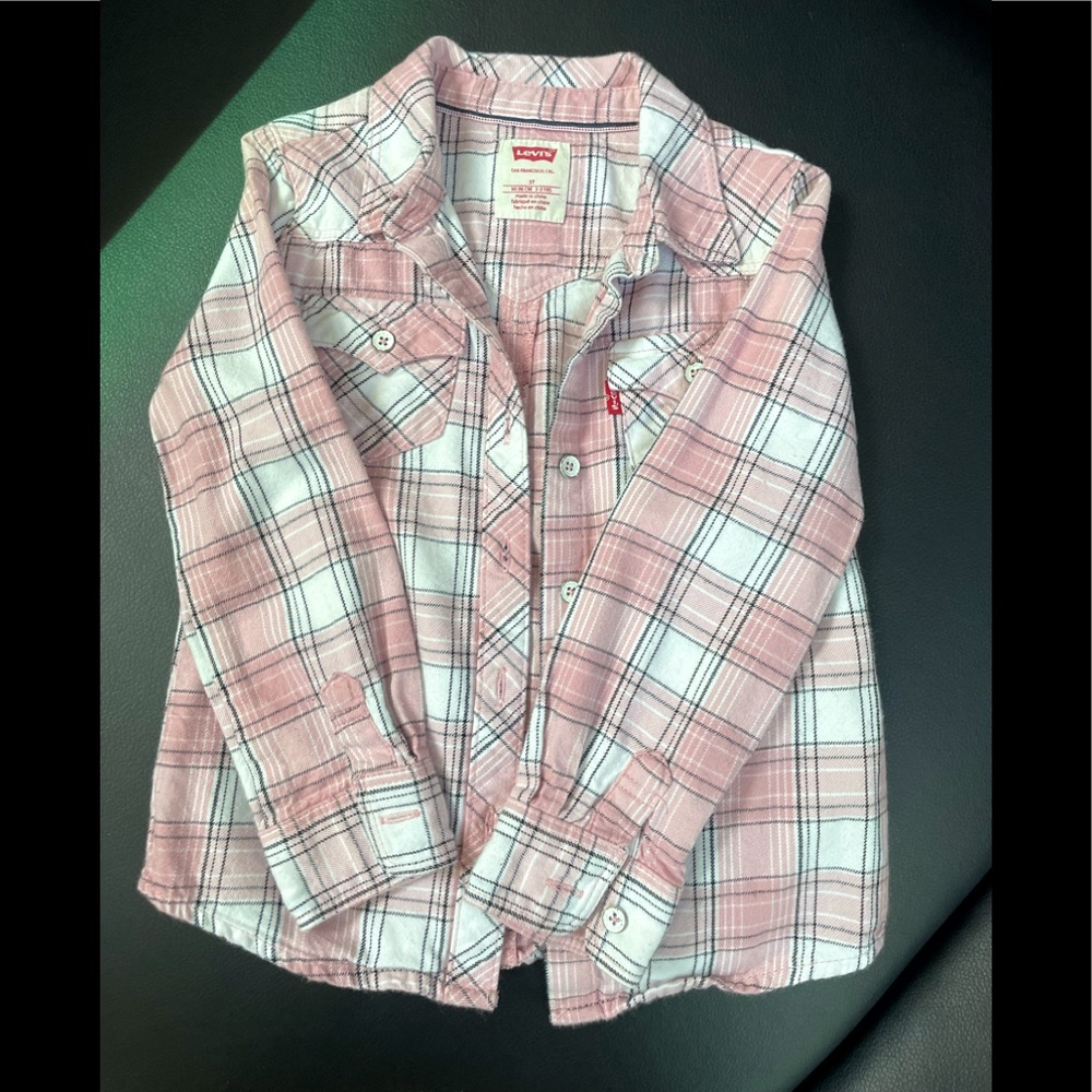 Levi’s (Girl) Plaid Button Down Shirt
